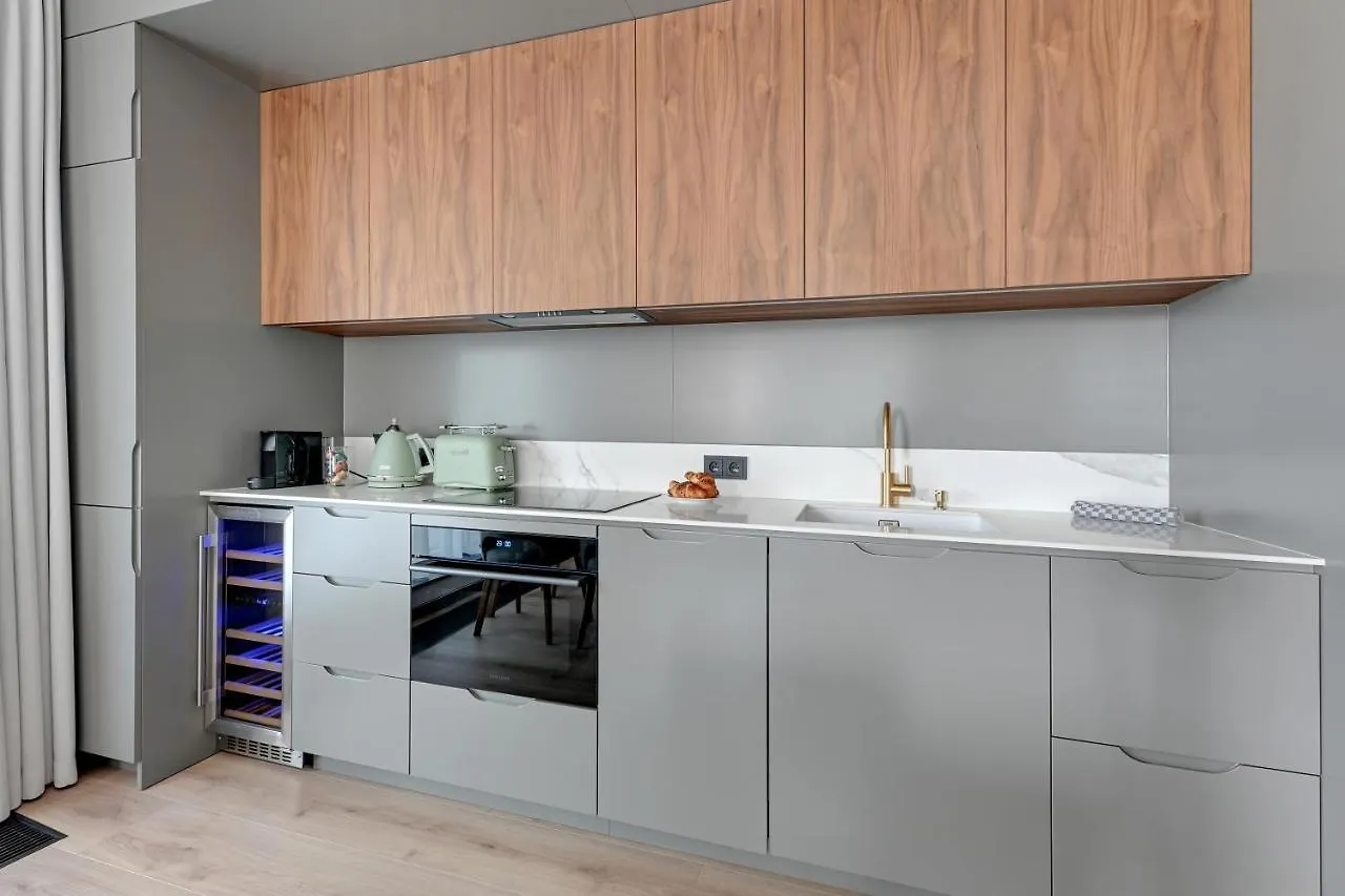Deo Plaza Luxury Apartments By Blue Mandarin