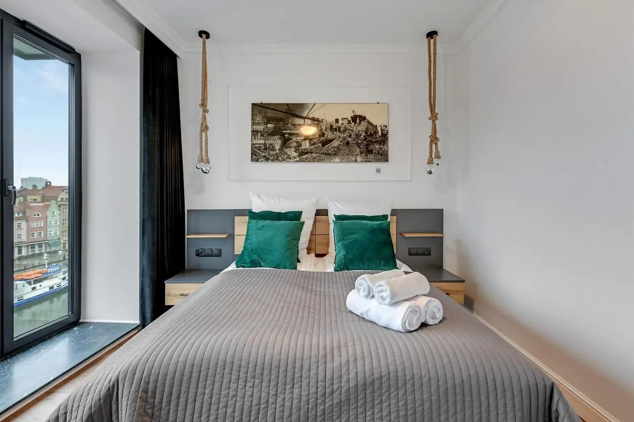Deo Plaza Luxury Apartments By Blue Mandarin