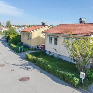 Tallkrogen Romantic House - Upper Or Lower Lägenhet Stockholm